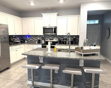 103 Redbud Road - Photo Thumbnail 6