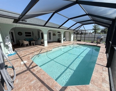 1166 Waterside Street - Photo Thumbnail 22