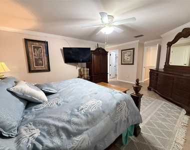 1166 Waterside Street - Photo Thumbnail 11