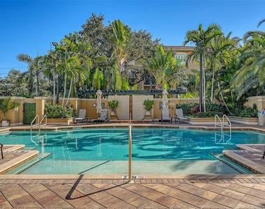 1064 N Tamiami Trail - Photo Thumbnail 20