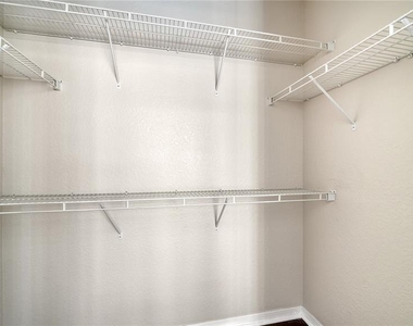 1064 N Tamiami Trail - Photo Thumbnail 15
