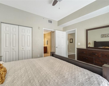 1064 N Tamiami Trail - Photo Thumbnail 14