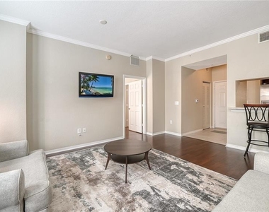 1064 N Tamiami Trail - Photo Thumbnail 5