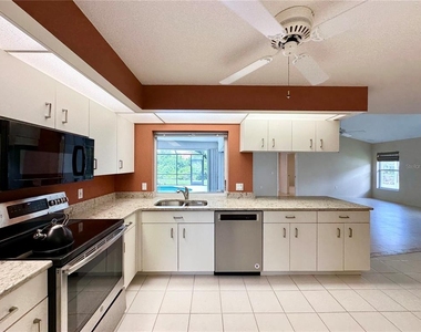 5024 Southern Pine Circle - Photo Thumbnail 23