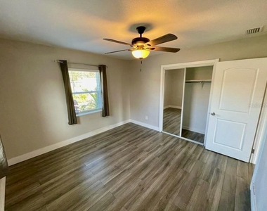 1277 Seminole Street - Photo Thumbnail 7