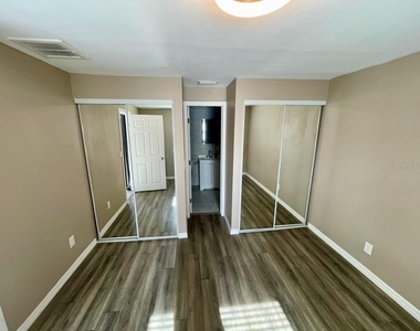 1277 Seminole Street - Photo Thumbnail 10
