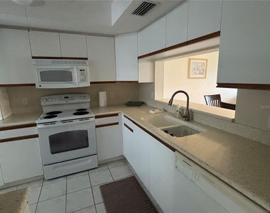6507 Stone River Road - Photo Thumbnail 8