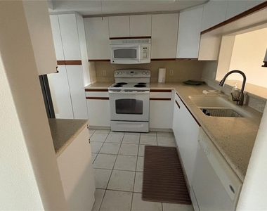 6507 Stone River Road - Photo Thumbnail 9