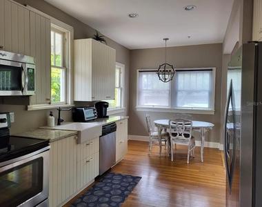 835 7th Avenue S - Photo Thumbnail 1