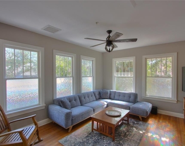 835 7th Avenue S - Photo Thumbnail 11