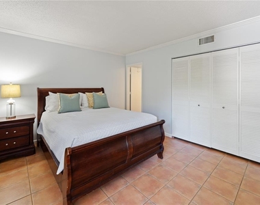4574 Ringwood Meadow - Photo Thumbnail 5