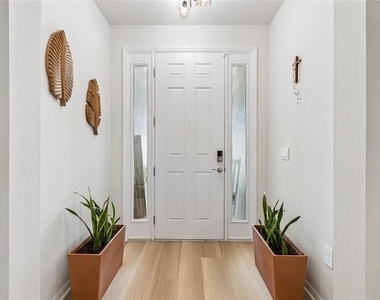 18123 Gulf Ranch Place - Photo Thumbnail 5