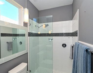 7131 Kensington Court - Photo Thumbnail 32