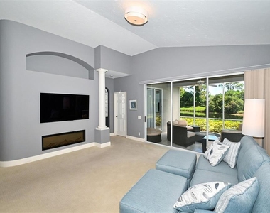 7131 Kensington Court - Photo Thumbnail 8