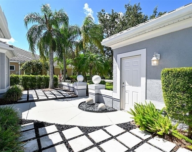 7131 Kensington Court - Photo Thumbnail 4