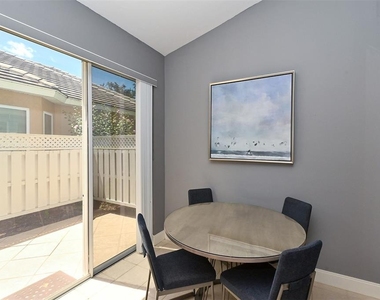 7131 Kensington Court - Photo Thumbnail 14
