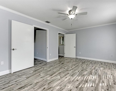 1106 Southern Pine Lane - Photo Thumbnail 16