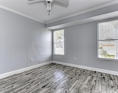 1106 Southern Pine Lane - Photo Thumbnail 19