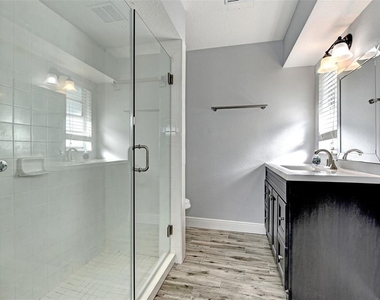 1106 Southern Pine Lane - Photo Thumbnail 18