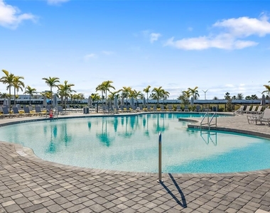 5429 Mystic Water Cove - Photo Thumbnail 20