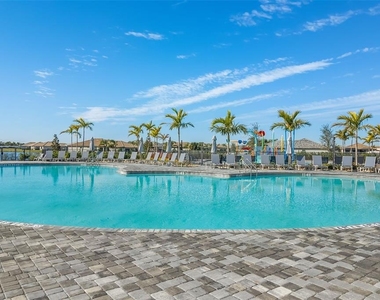 5429 Mystic Water Cove - Photo Thumbnail 17