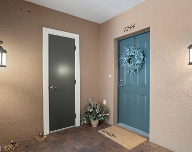 7244 Hamilton Road - Photo Thumbnail 2