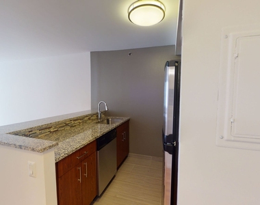 120 W. 21st - Photo Thumbnail 2