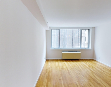 120 W. 21st - Photo Thumbnail 2