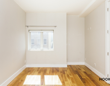 98 Diamond Street - Photo Thumbnail 4