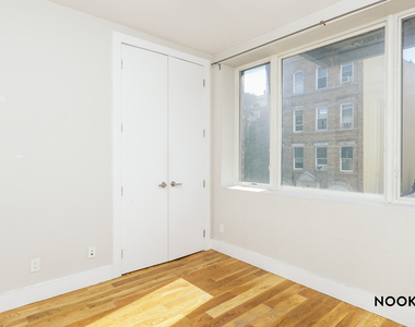98 Diamond Street - Photo Thumbnail 3