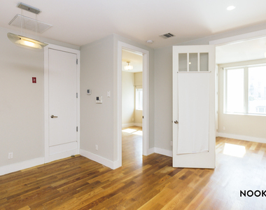 98 Diamond Street - Photo Thumbnail 6