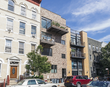 98 Diamond Street - Photo Thumbnail 11