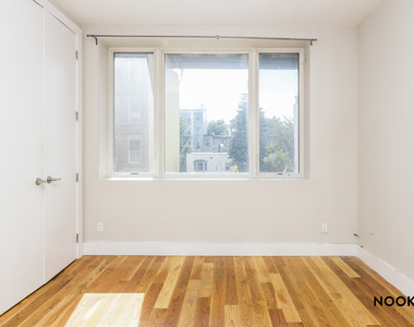 98 Diamond Street - Photo Thumbnail 2