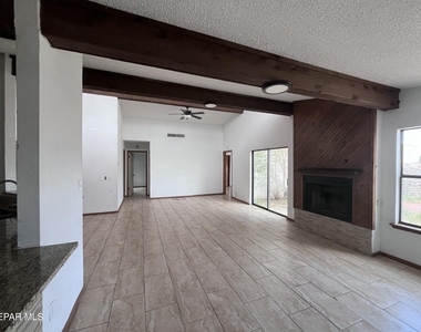 5862 Oleaster Drive - Photo Thumbnail 9