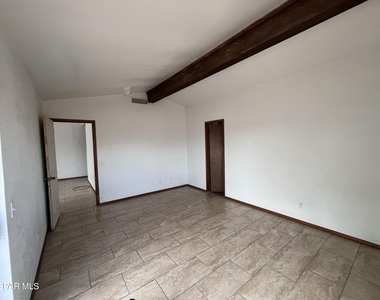 5862 Oleaster Drive - Photo Thumbnail 11