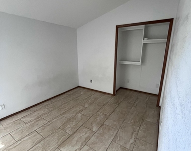 5862 Oleaster Drive - Photo Thumbnail 19