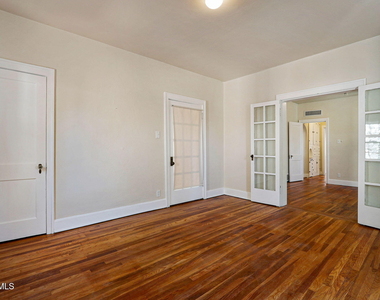 821 Kern Drive - Photo Thumbnail 27