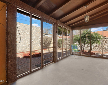821 Kern Drive - Photo Thumbnail 41