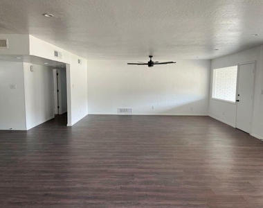 4213 Hampshire Lane - Photo Thumbnail 1