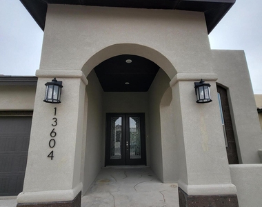 13604 Hazlewood Street - Photo Thumbnail 3