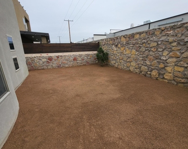 13604 Hazlewood Street - Photo Thumbnail 27
