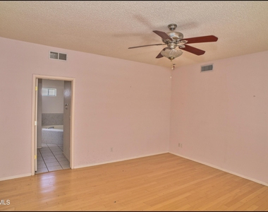 1560 Via Appia Street - Photo Thumbnail 27