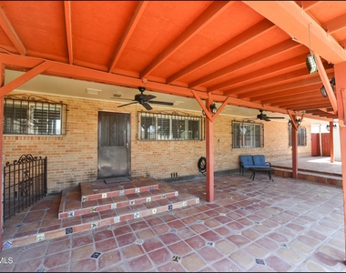 3030 Aurora Avenue - Photo Thumbnail 49