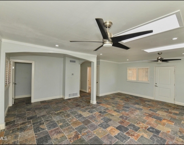 3030 Aurora Avenue - Photo Thumbnail 31