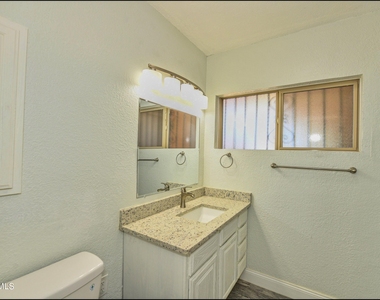 3030 Aurora Avenue - Photo Thumbnail 39