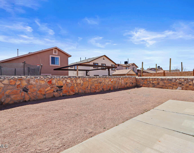14266 Gil Reyes Drive - Photo Thumbnail 34