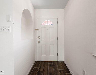 14266 Gil Reyes Drive - Photo Thumbnail 6