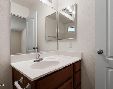 14266 Gil Reyes Drive - Photo Thumbnail 25