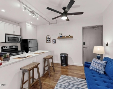 513 W W San Antonio Avenue - Photo Thumbnail 6