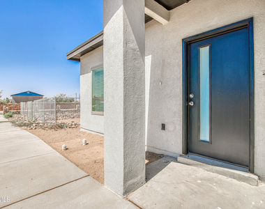 12879 Bret Harte Drive - Photo Thumbnail 2